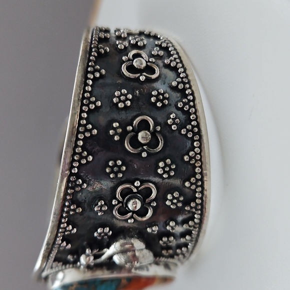 Spiny Turquoise Open Cuff Bangle - Picture 4 of 8